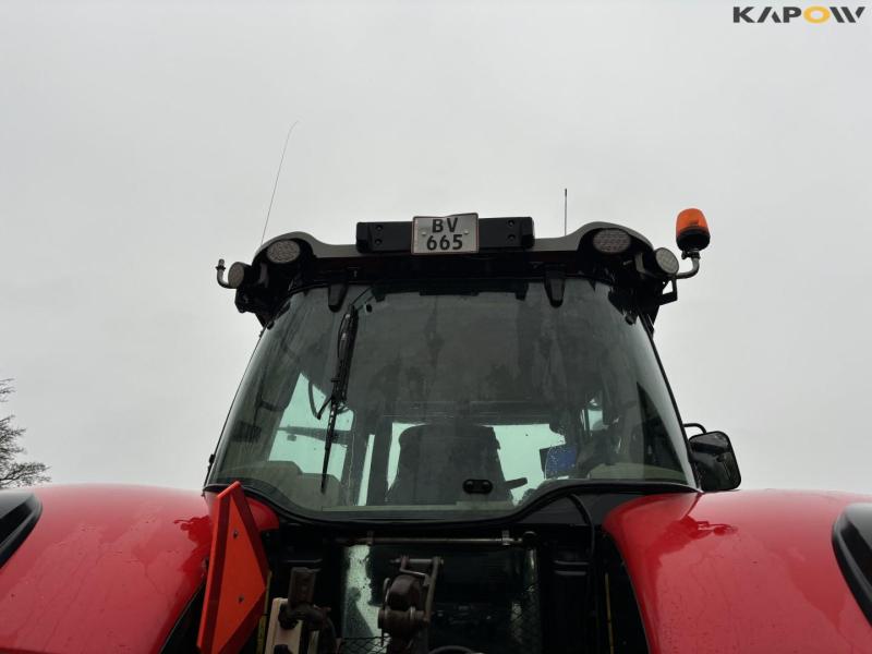 Massey Ferguson 8690 tractor. 29