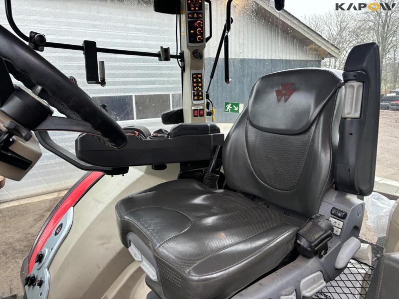 Massey Ferguson 8740S tractor 47