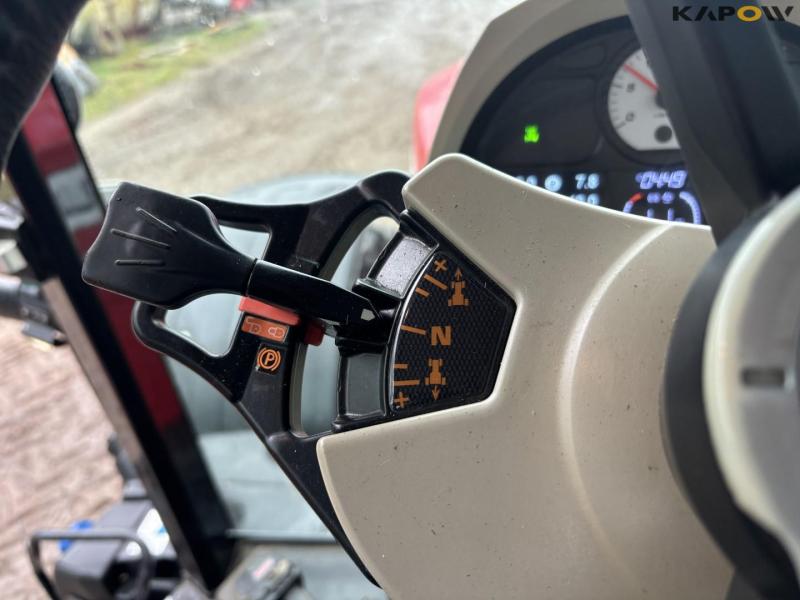 Massey Ferguson 8740S tractor 49