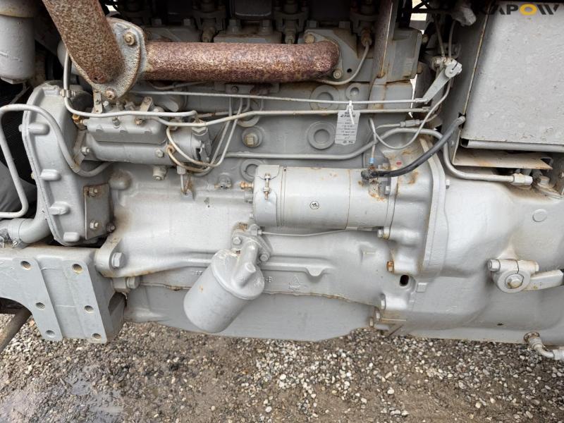 Massey Ferguson 90 tractor 11