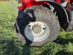 Massey Ferguson Mf 7718 tractor with front loader 83