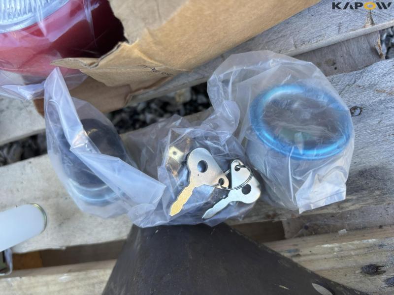 Massey Ferguson spare parts - new 6