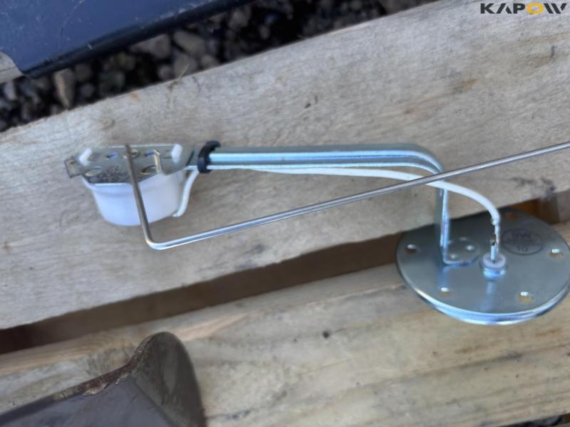 Massey Ferguson spare parts - new 16