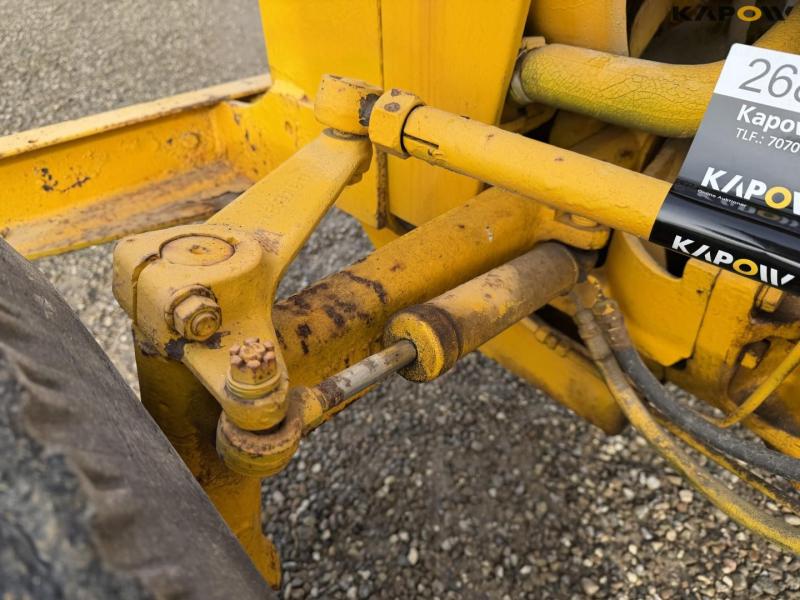 Massey Ferguson tractor with crane 13