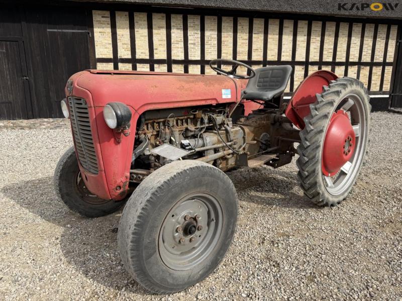 Massey Ferguson 1