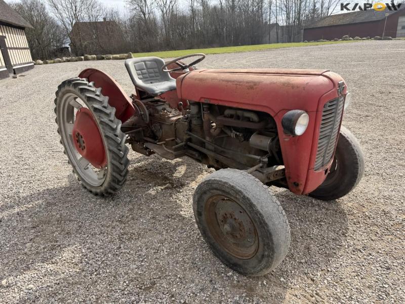 Massey Ferguson 2