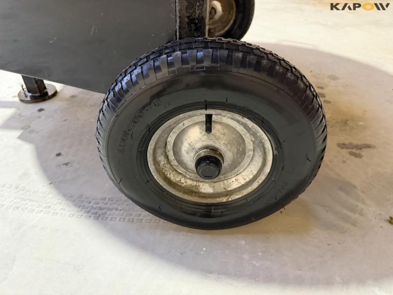 Master 325L forced blades on wheels 18
