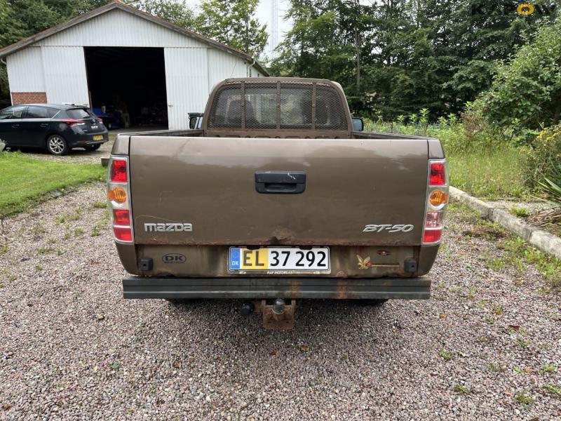 Mazda BT-50 pick-up 6