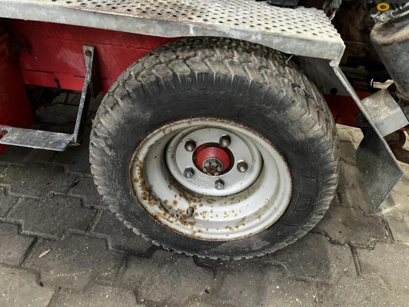 MC 600 feed wagon 13