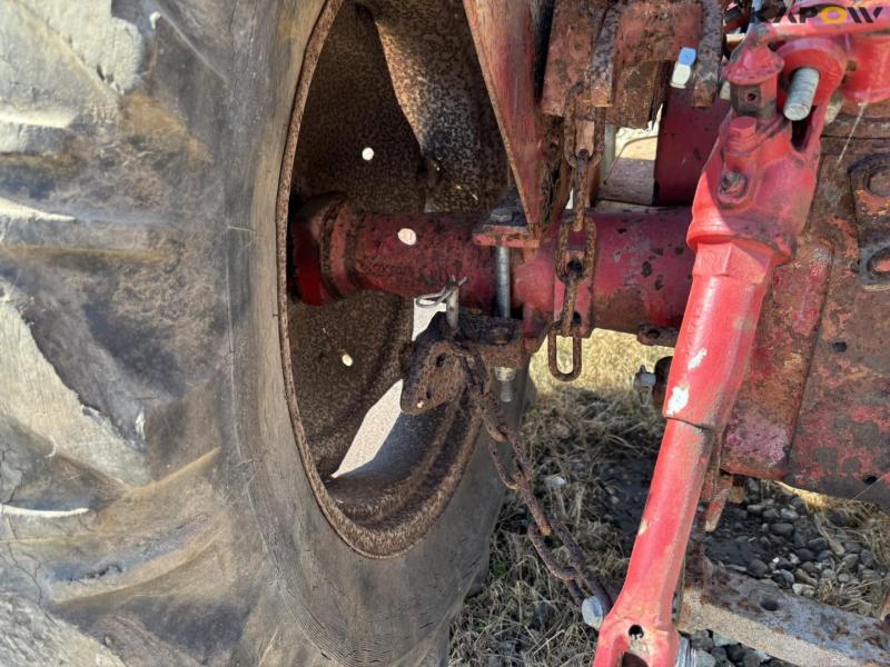 McCormick B275 tractor 26