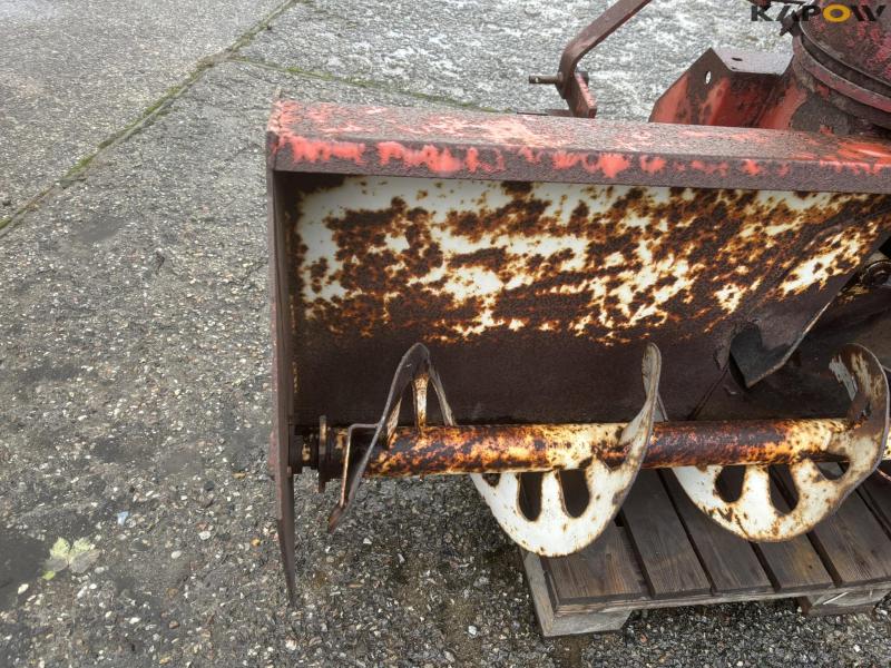 McKEE 620 Sno-lander snow thrower 19