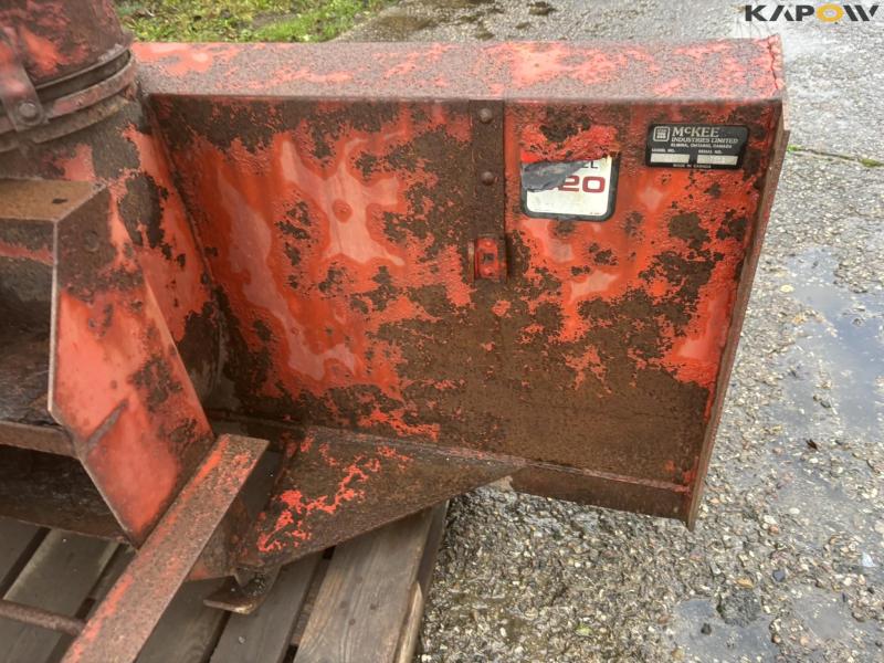 McKEE 620 Sno-lander snow thrower 24