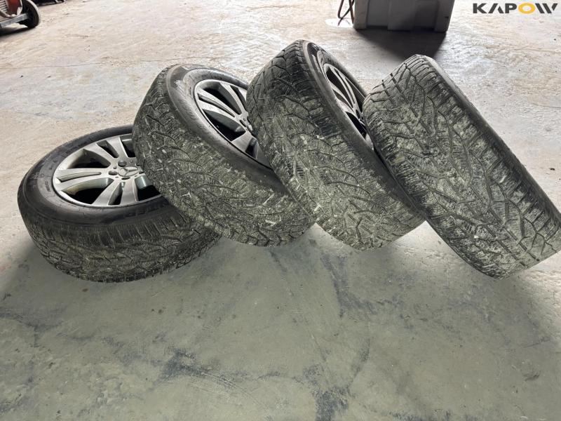Mercedes alloy wheels with winter tires 3