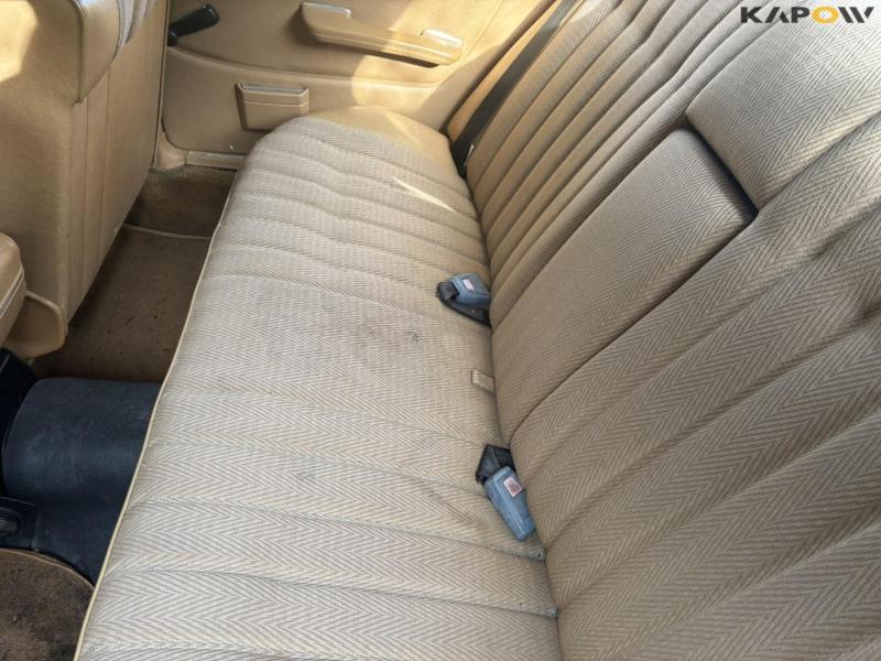 Mercedes-Benz 240D W123 71
