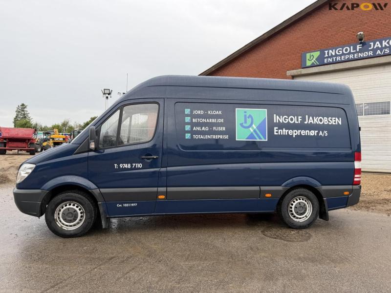 Mercedes-Benz Sprinter 319 DCI van 8