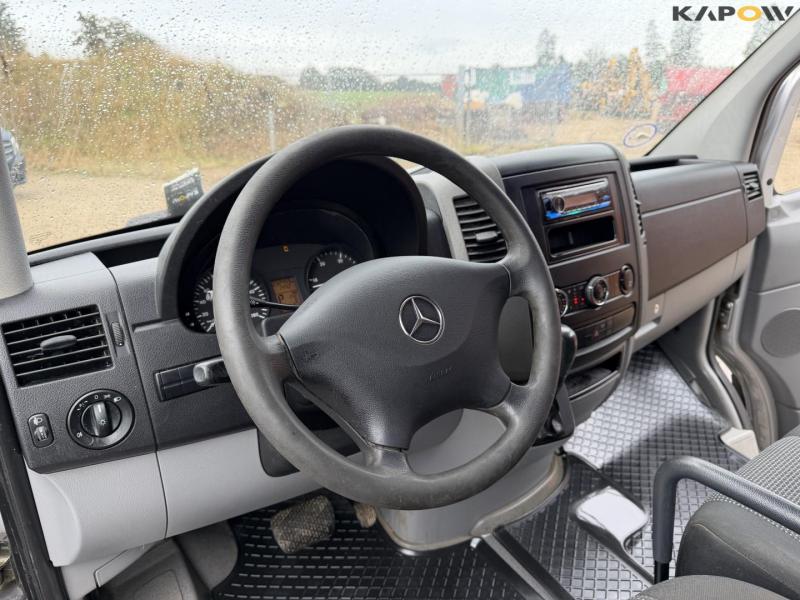 Mercedes-Benz Sprinter 319 DCI van 10