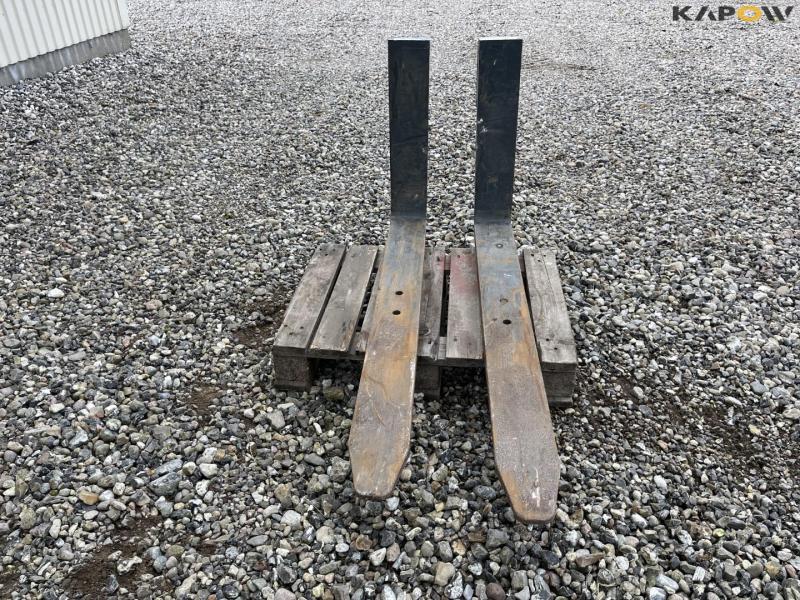 Merlo pallet forks 2