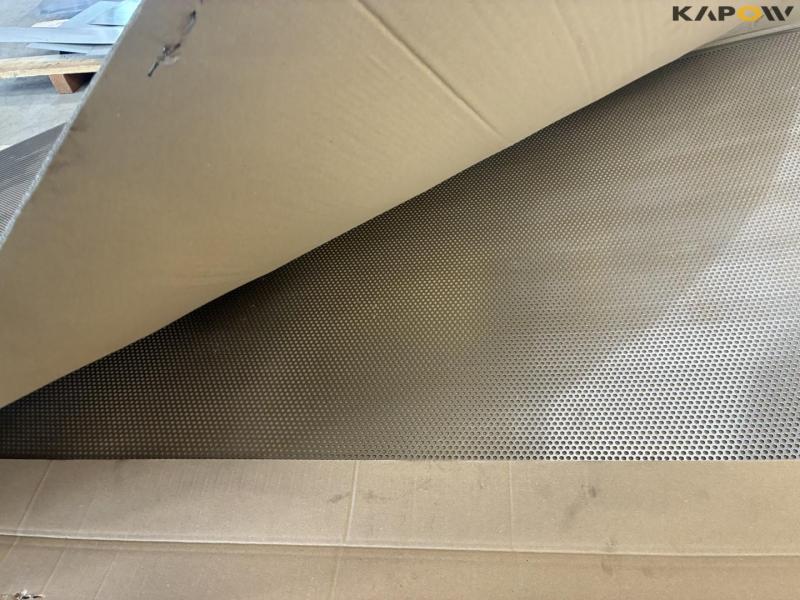 Metal sheets 11
