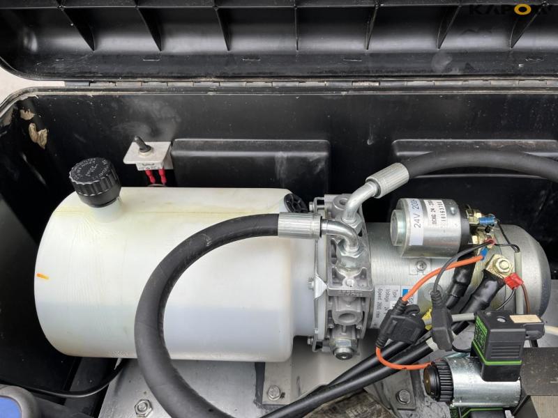 Hi Holms PV-3.2 pointed snow plow 19