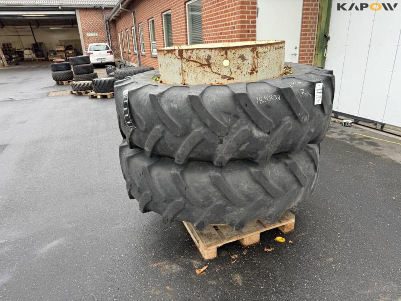 Michelin 18.4-R38 twin wheels 7