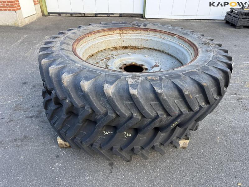 Michelin 380/90-R46 sprayer wheel 2