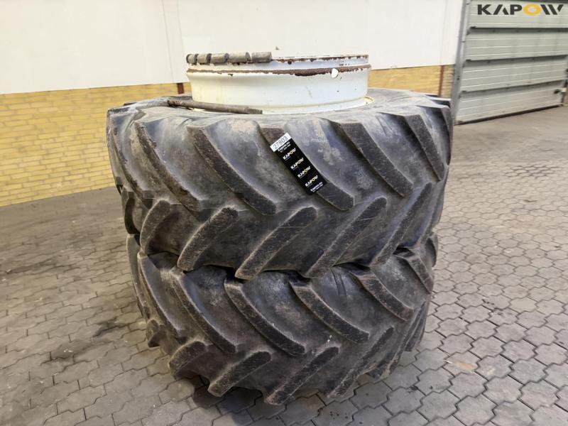 Michelin 650/75-R38 twin wheels 3