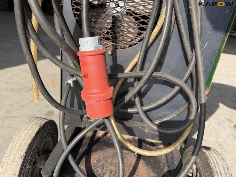 Migatronic 325 compact welder 18