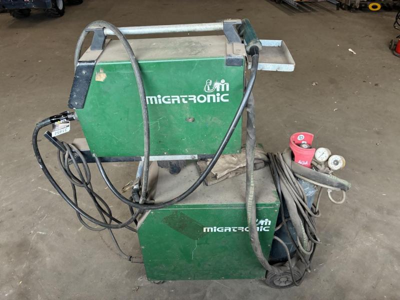 Migatronic MIG 300 welder 3
