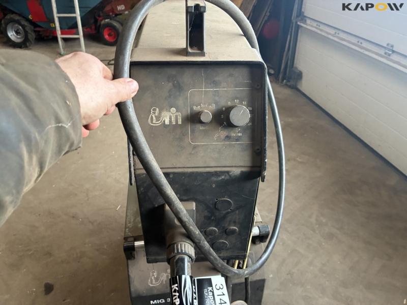 Migatronic MIG 300 welder 8