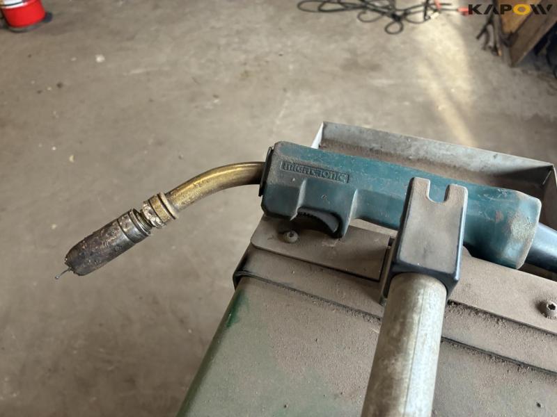 Migatronic MIG 300 welder 10