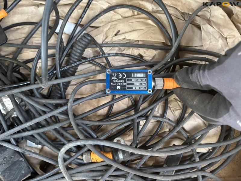 Mikrofyn RS10 leveling equipment 16