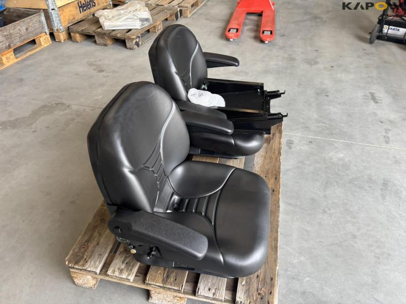 Milsco seat with armrest 2 pcs. and console - new 4
