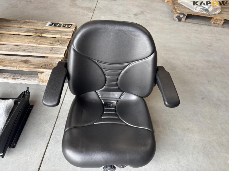 Milsco seat with armrest 2 pcs. and console - new 10