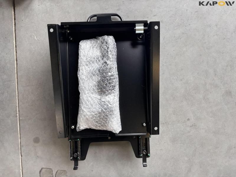 Milsco seat with armrest 2 pcs. and console - new 38