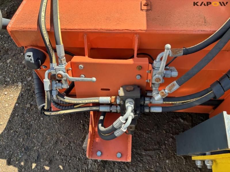 ModernTech ZMC 240 hydraulic broom 23