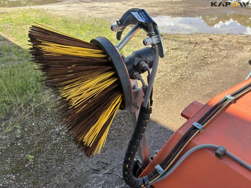 ModernTech ZMC 240 hydraulic broom 36