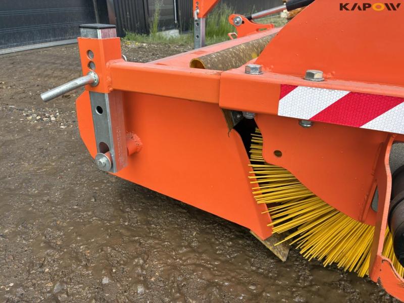 ModernTech ZML 240 hydraulic broom 18