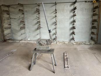 Mubea plate/flat iron shears