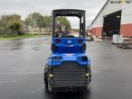 Multione 7.3S skid steer loader with bucket and pallet forks 6