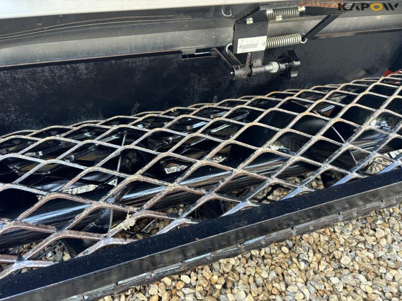 Muratori MZ60SXL 125 stone-clearing rotary tiller with sowing box 21