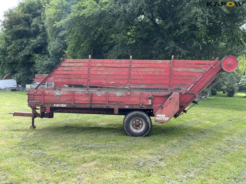 Navtek unloading truck 8