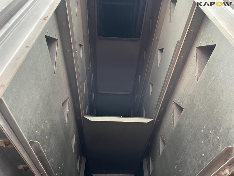 Neco D24150CE grain dryer with conveyor belt and bucket elevator 29