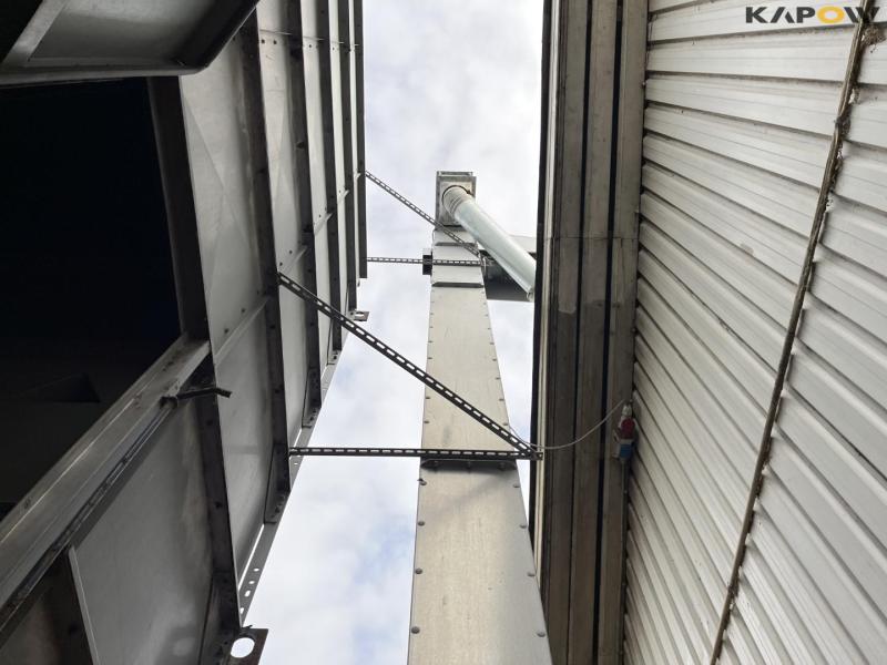 Neco D24150CE grain dryer with conveyor belt and bucket elevator 33