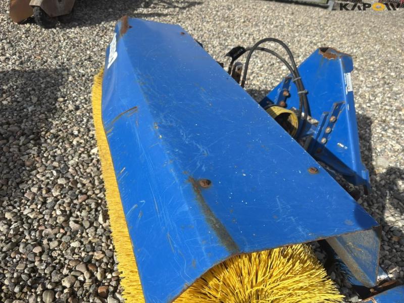 Nesbo sweeper with A-frame 11