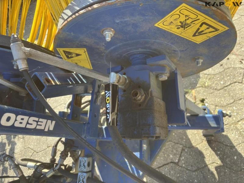 Nesbo SMF 1 broom for sweeping/suction systems 10