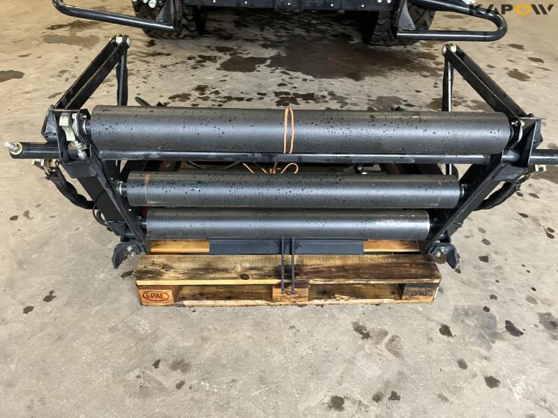 New Holland 1290 plus big baler 45