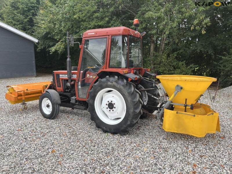 New Holland 45-66S compact tractor with sweeper and salt spreader 7