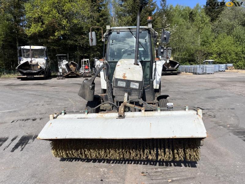 New Holland 4635 tractor with sweeper and emulsion sprayer 2