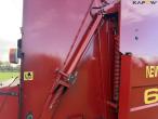 New Holland 658 round baler 19