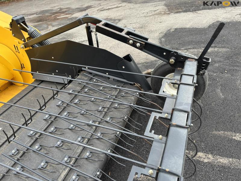 New Holland 790 CP PickUp 12 feet 12